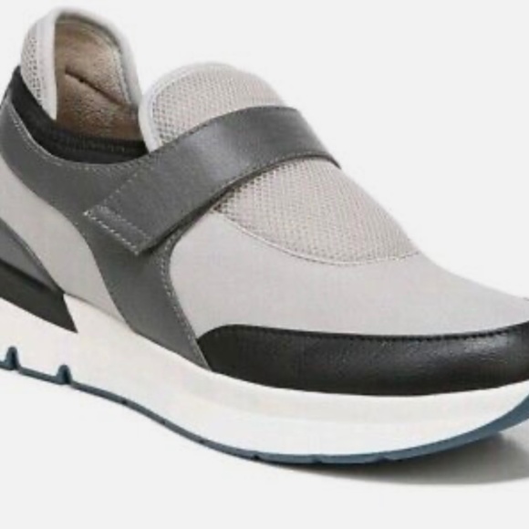 Naturalizer Taryn Gray Sneakers - Picture 1 of 10